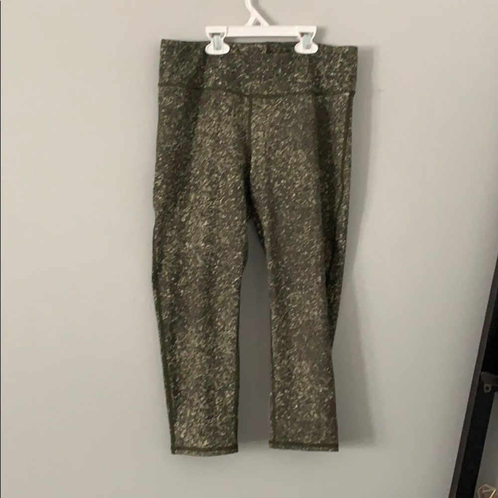 Hylete Capris size large